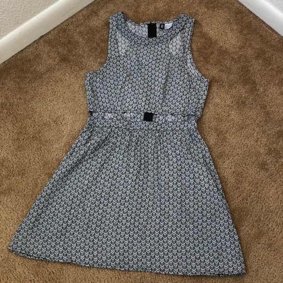 H&M Dresses & Skirts - H&M women’s dress